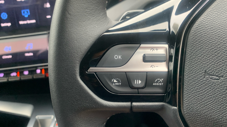 Peugeot 308 1.2 PureTech Allure 5dr EAT8 Petrol Hatchback